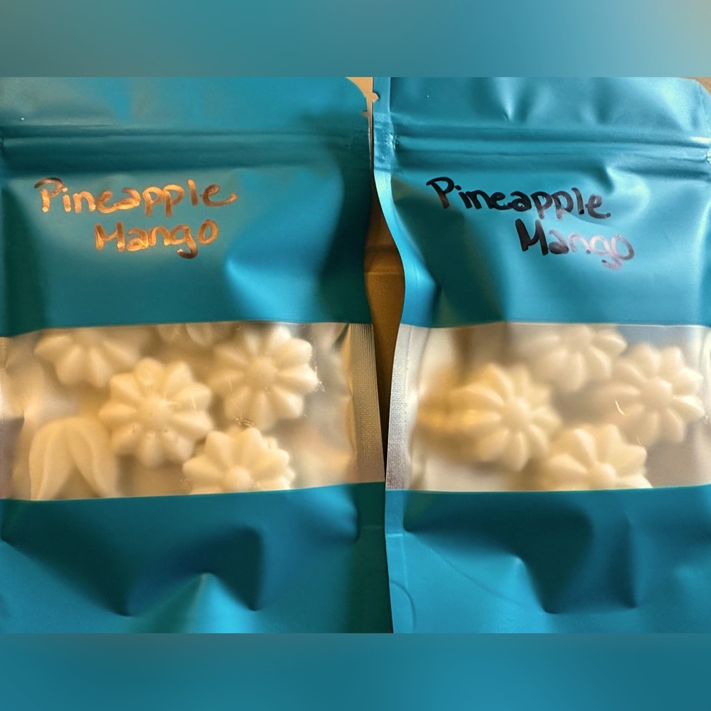 Bath and Body Works Pineapple Mango candle wax melts